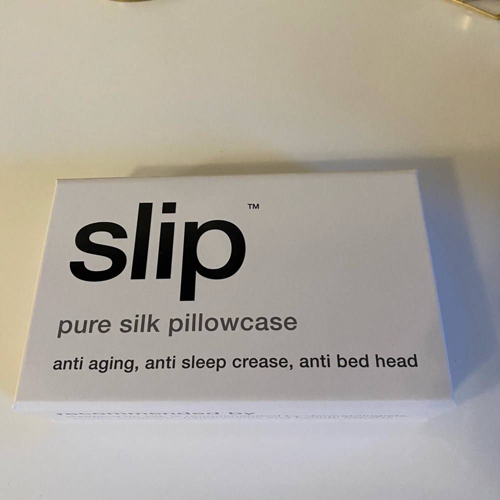 Slip pillowcase